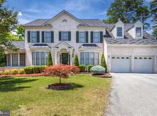 10831 Big Leaf Ct, Waldorf, MD 20603