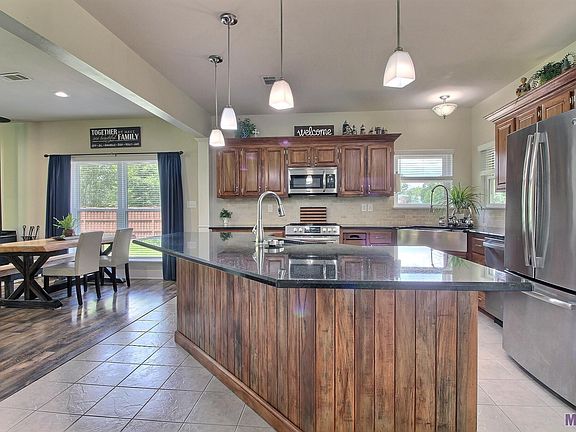5th image of 22041 Kristi Ln