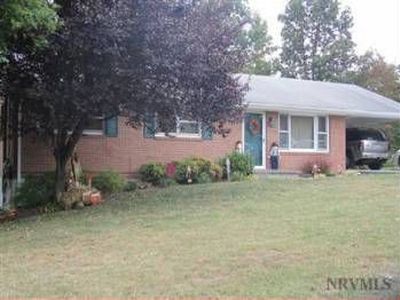 2368 Plateau Dr, Christiansburg, VA, 24073