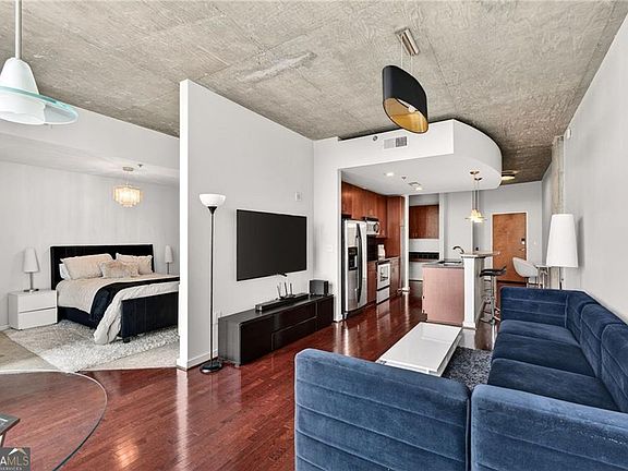 3rd image of 361 17th St #2013