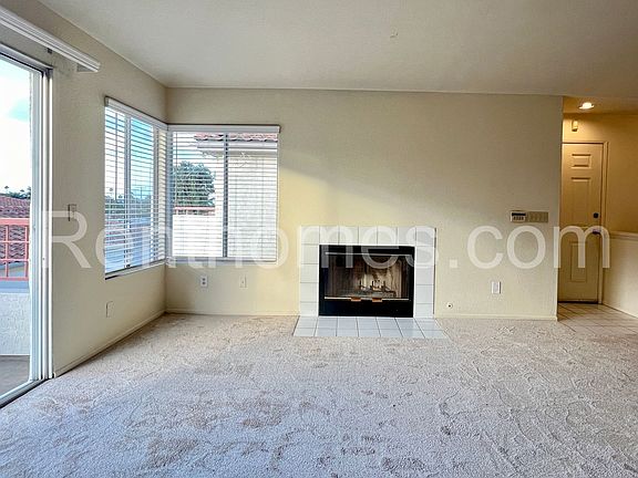 3rd image of 350 Isthmus Way Unit 67