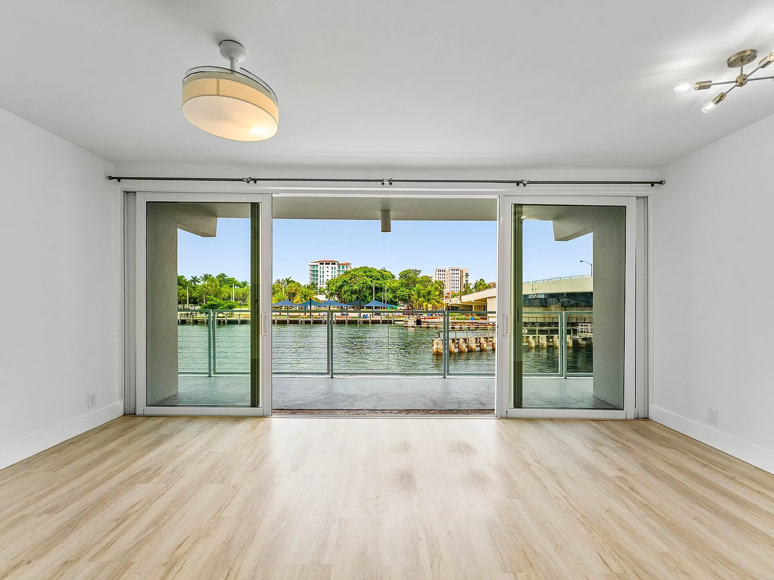 1 bed, 1.0 bath, 535 sqft, $3,000 — Photo 3