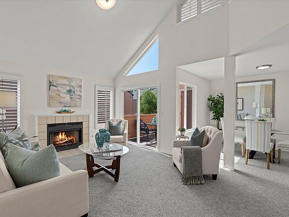 3rd image of 5374 Borneo Cir