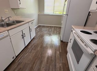 314 Osage St APT D, Leavenworth, KS 66048