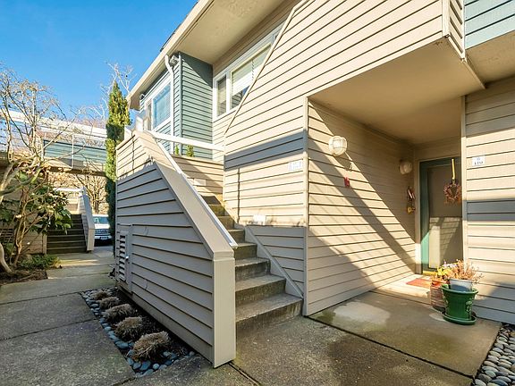 4th image of 117 N Hayden Bay Dr