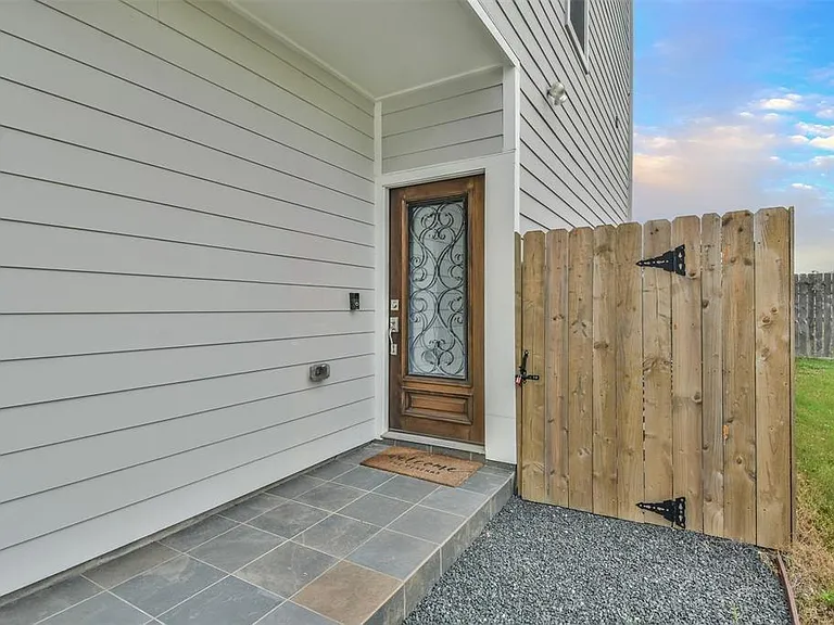1815 Napa Creek Ln — Photo 6