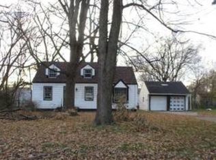 19801 Archdale St, Detroit, MI 48235