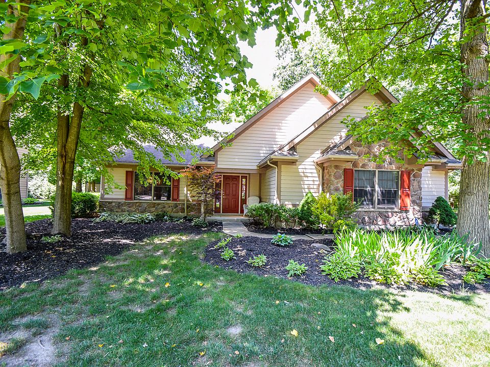 1st image of 822 Brookwood Dr