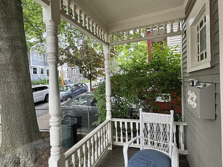 33 Belmont St — Photo 14
