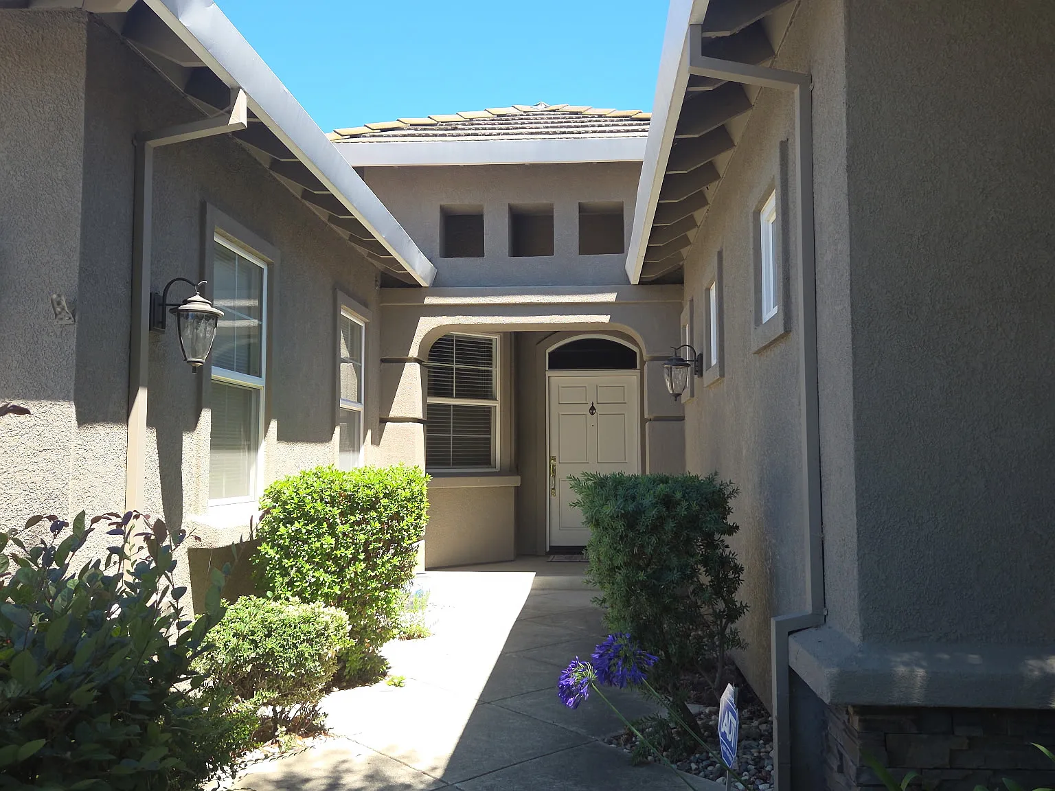 Folkstover Ct, Elk Grove — Photo 3