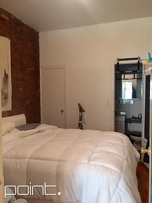 Rented by Point NYC | media 11