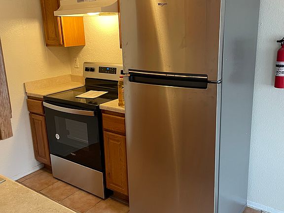5th image of 3401 Lafayette Dr NE #2