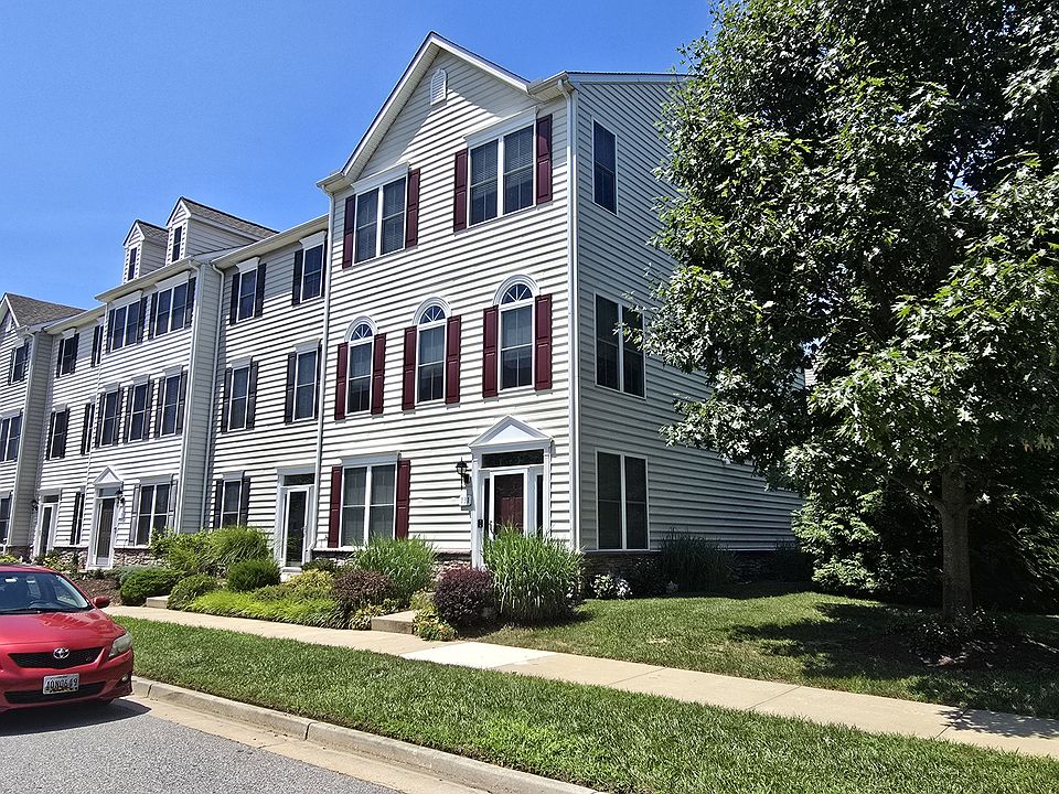 1st image of 131 John Patrick Dr