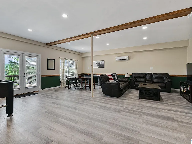 3508 Waters Rd — Photo 32
