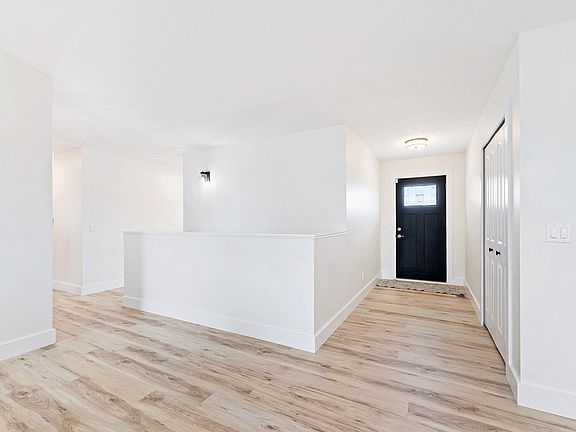 5th image of 1413 Umber Dr