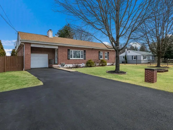 11 Catherine Ave, Doylestown, PA 18901