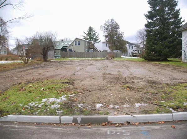 63 Cherry Street, Rutland City, VT 05701