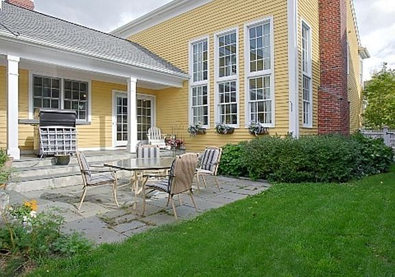 2nd image of 210 Marina Dr
