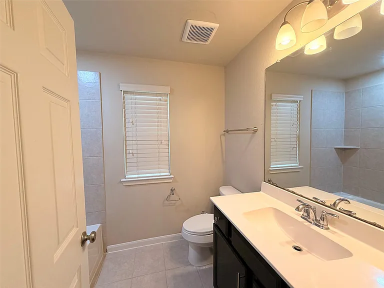 8614 Brookdale Park Ln — Photo 4