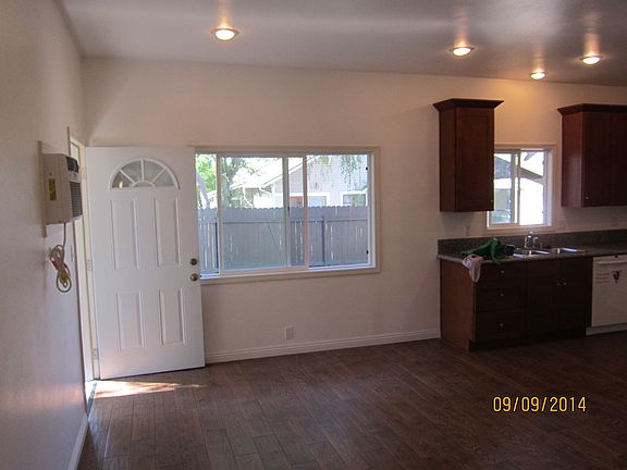 5th image of 224 S California Ave APT B