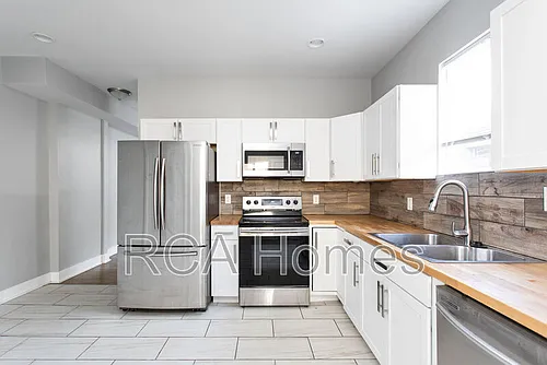 1006 Palmer St Photo 1