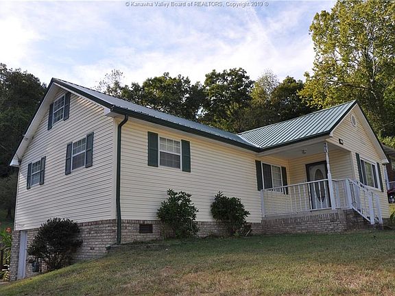 5th image of 773 Gordon Dr