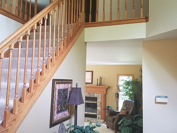 5th image of 1615 Woodside Ln