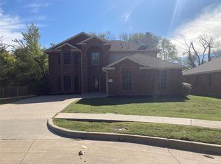 2100 Hummingbird Way, Mesquite, TX 75181