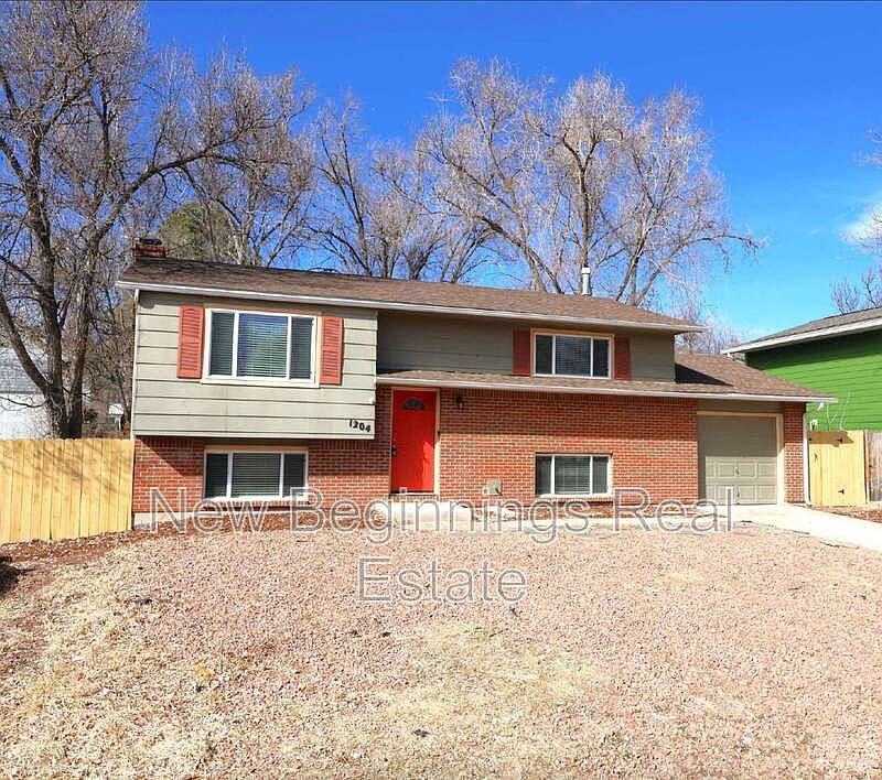 1st image of 1204 Commanchero Dr