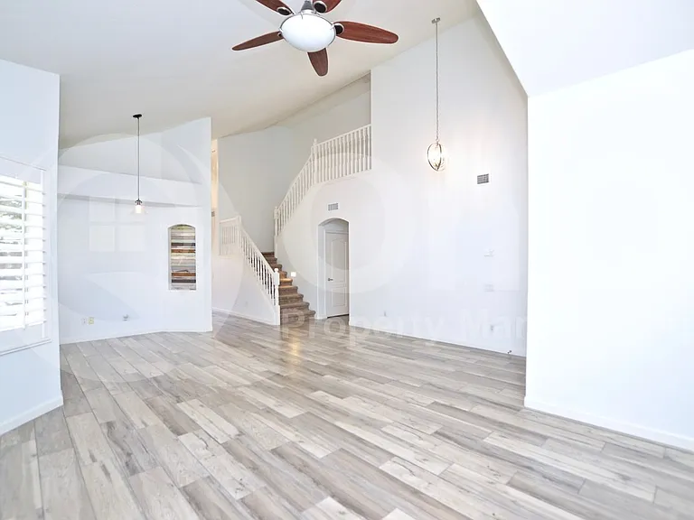 6629 W Rose Garden Ln — Photo 18