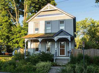28 Granite St, Saratoga Springs, NY 12866