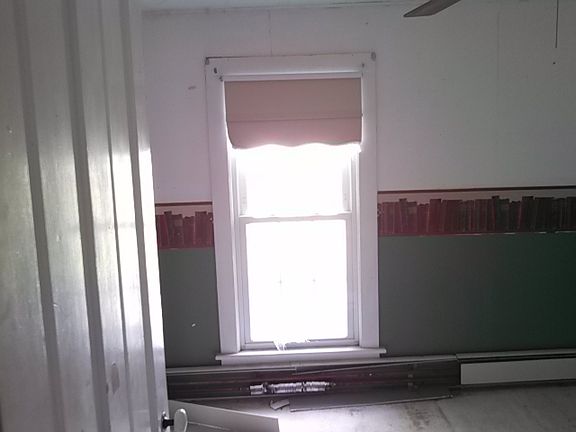 3rd image of 10069 Pence Hwy