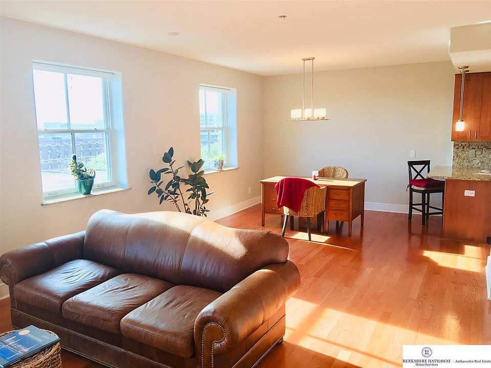 1st image of 1403 Farnam St APT 702