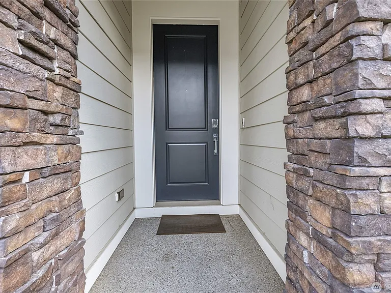 27066 Summit Park Way SE — Photo 2