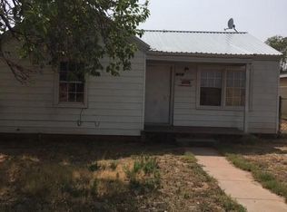 501 SW Avenue D, Seminole, TX 79360