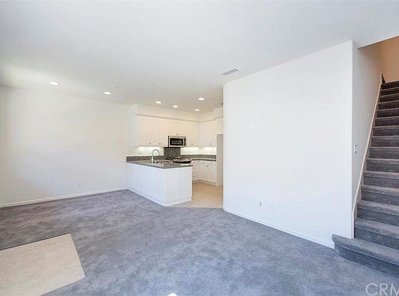 4th image of 824 Citrus Ct