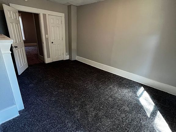 2nd image of 1812 Pershing Ave APT 1