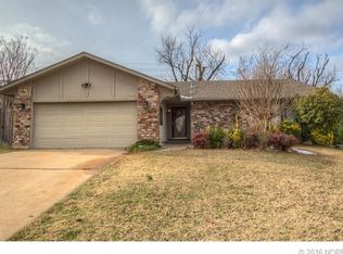5818 S 81st Pl E, Tulsa, OK 74145