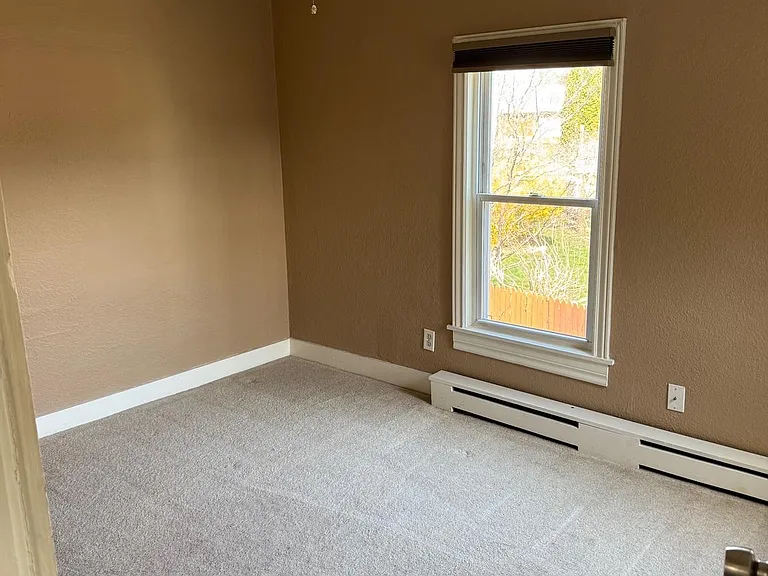 21 W Maple St #2 — Photo 6