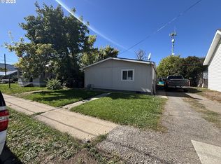 1404 N Cherry St, La Grande, OR