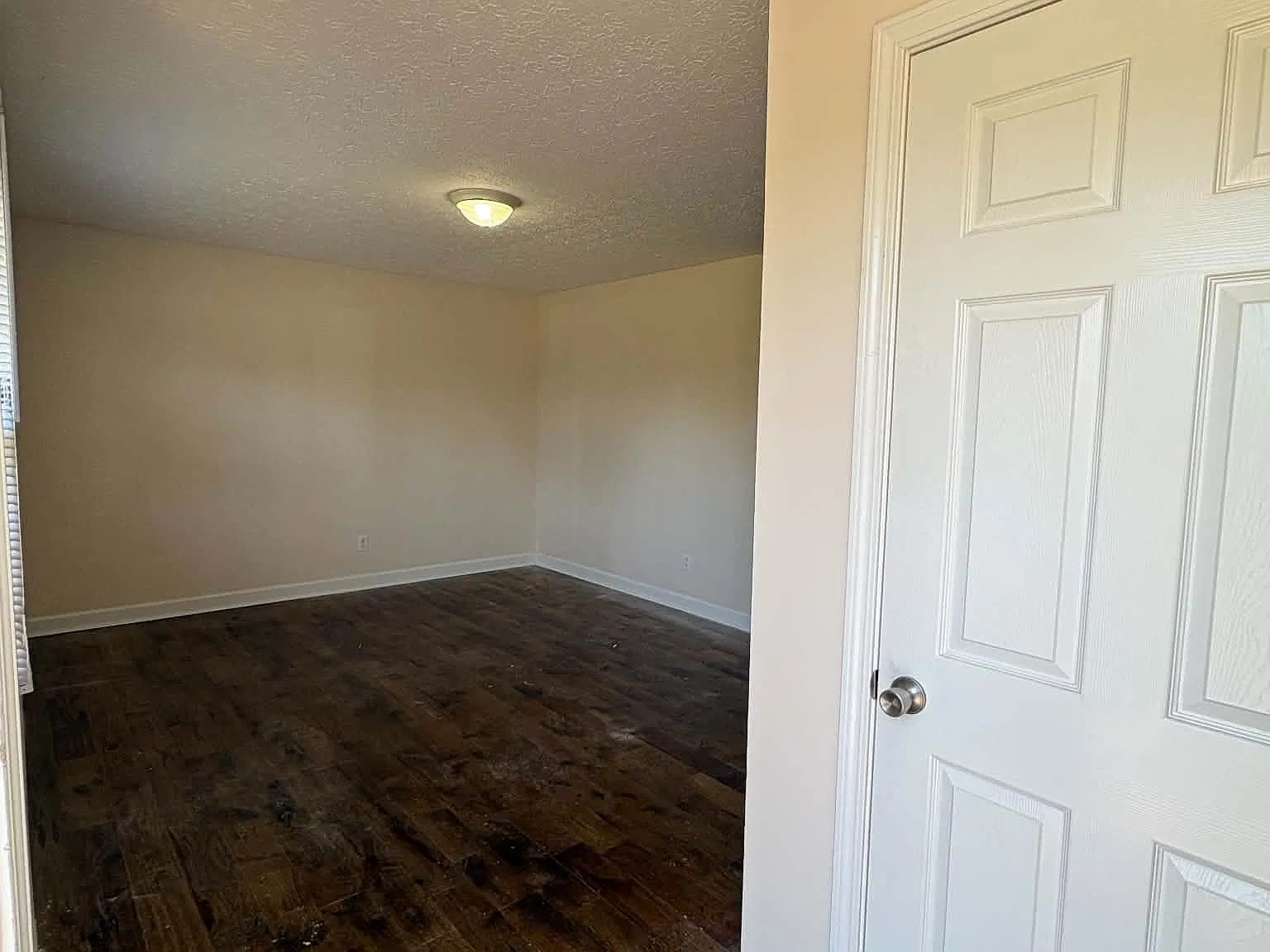 1716 McGregor Ct - Unit 1 — Photo 2