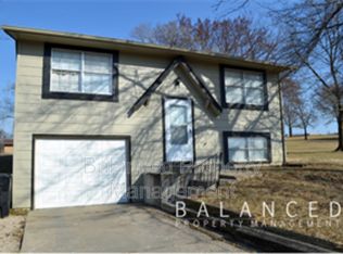 2528 SE Madison St, Topeka, KS 66605