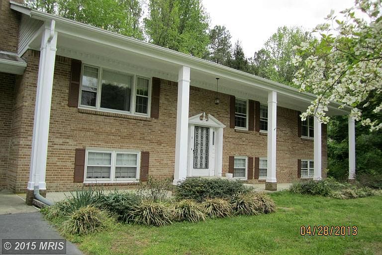 2nd image of 2591 Redbud Ln