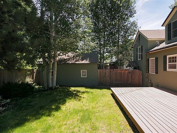 5th image of 2327 Elm St