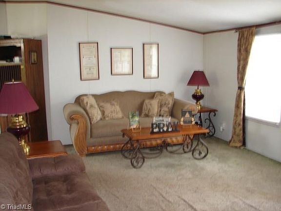 3rd image of 2192 S Lake Dr
