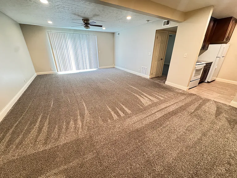 4404 S 27th St #8 — Photo 6