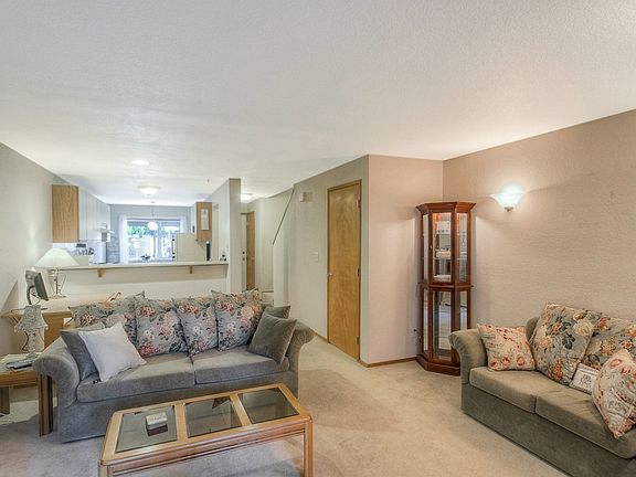 4th image of 160 Newport Way NW Unit F-50
