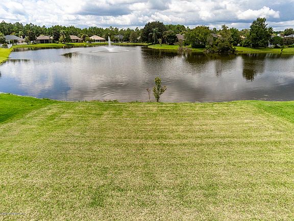 2nd image of 30531 Forest Parke Dr