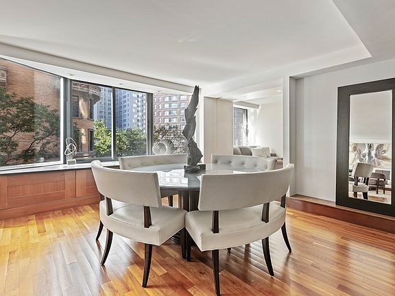 3rd image of 155 W 70th St #3BC