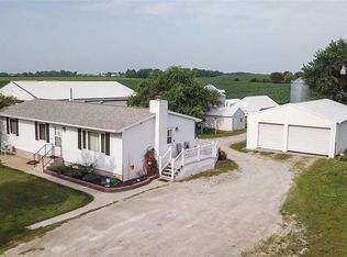 240 S Elk Run Rd, Waterloo, IA 50703